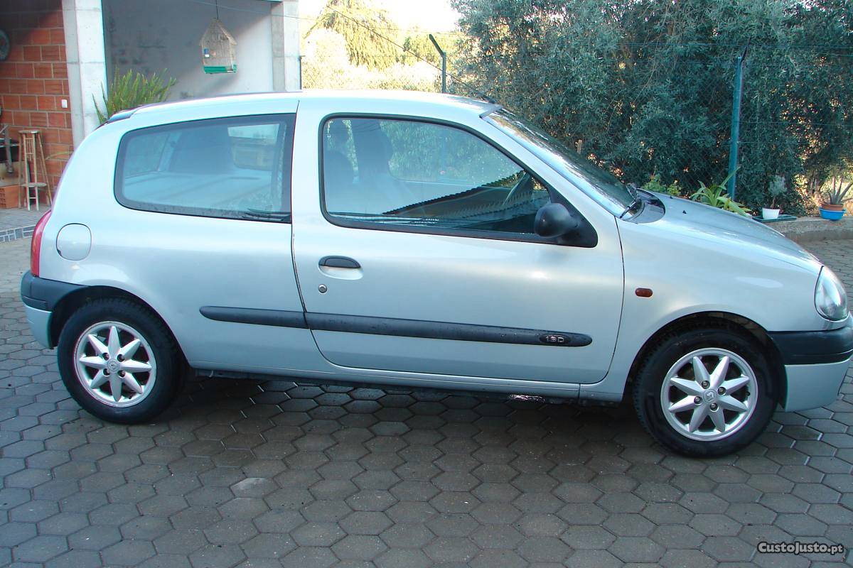 Renault Clio 1.9D Agosto/00 - à venda - Comerciais / Van,