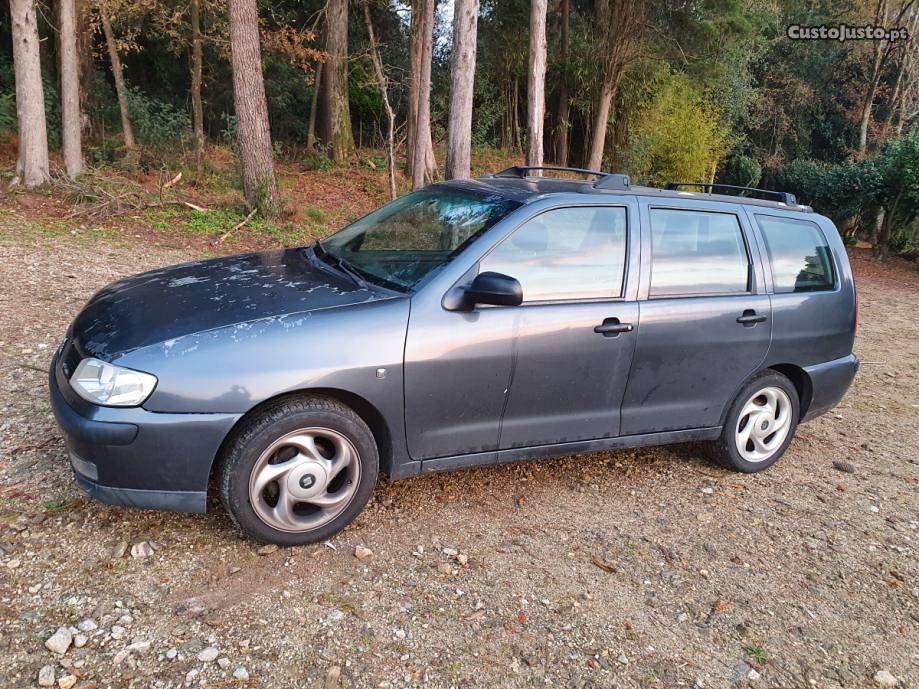 Seat Cordoba 1.4 vario Julho/00 - à venda - Ligeiros