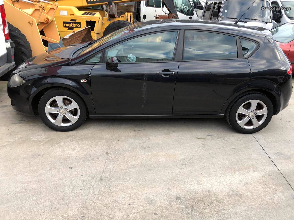 Seat Leon 1.9tdi Fevereiro/08 - à venda - Ligeiros