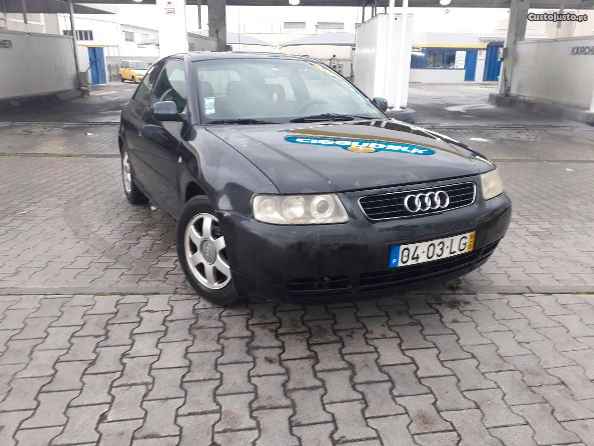 Audi A3 1.6 Junho/98 - à venda - Ligeiros Passageiros,