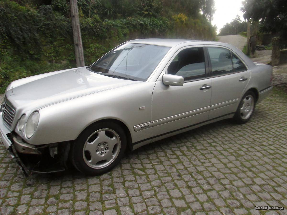Mercedes-Benz E 200 avantgard Abril/97 - à venda - Ligeiros