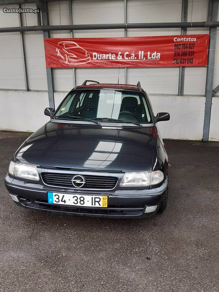 Opel Astra Caravan v Julho/97 - à venda - Ligeiros