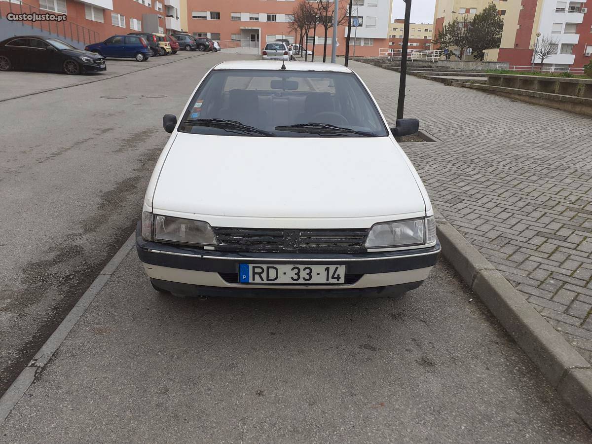 Peugeot  Janeiro/89 - à venda - Ligeiros