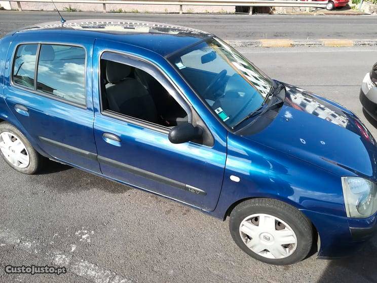 Renault Clio 1.2 extreme 16V Julho/04 - à venda - Ligeiros