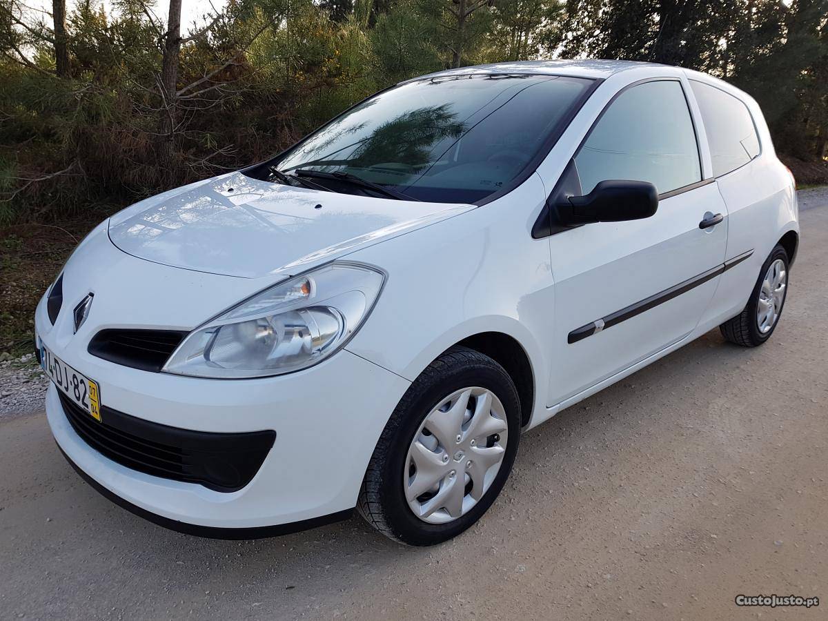 Renault Clio 1.5 dCi Dynamique Abril/07 - à venda -