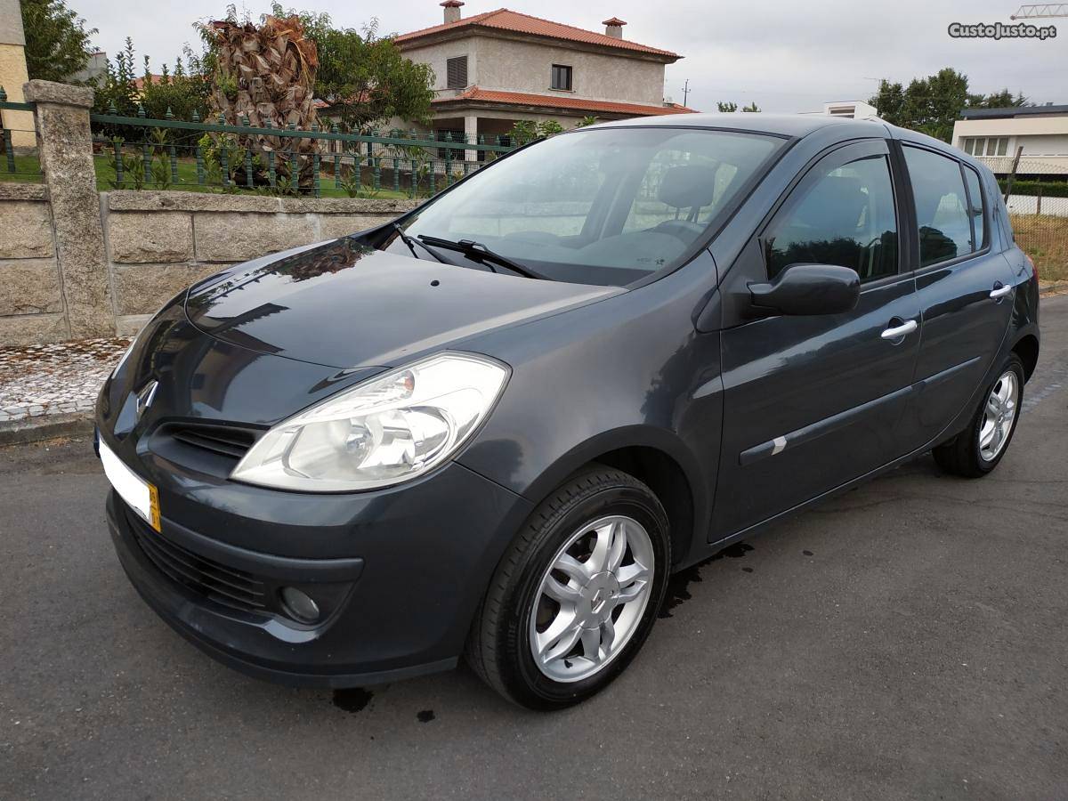 Renault Clio DCi Dynamique 5P Janeiro/09 - à venda -