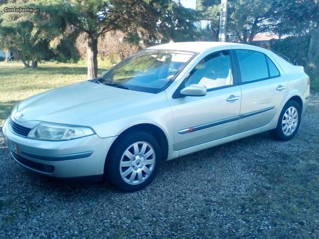 Renault Laguna 1.6 Junho/02 - à venda - Ligeiros