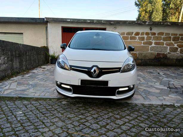 Renault Scénic 5 portas Junho/16 - à venda - Monovolume /