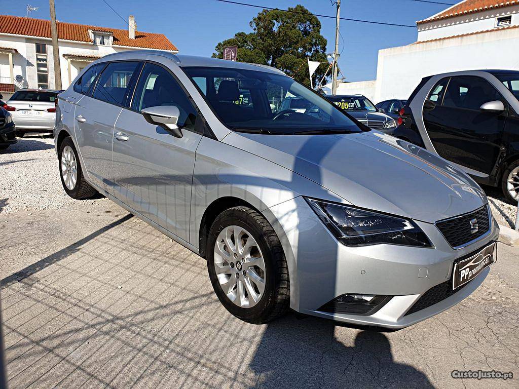 Seat Leon 1.6 TDI Style Abril/15 - à venda - Ligeiros