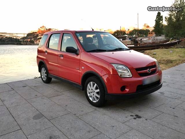 Suzuki Ignis 1.3cc 94cv CROSSOVER Fevereiro/06 - à venda -