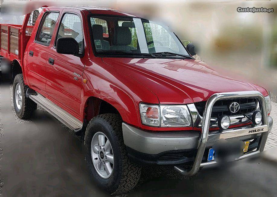Toyota Hilux Cabine dupla Fevereiro/02 - à venda - Pick-up/