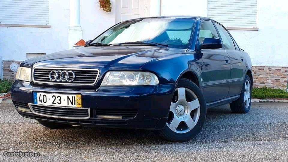 Audi A4 1.9 tdi 90cv sedan Abril/96 - à venda - Ligeiros