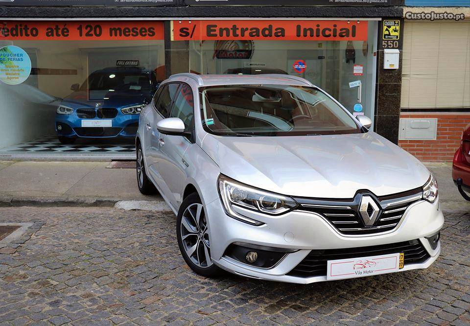 Renault Mégane Sport Tourer Julho/17 - à venda - Ligeiros