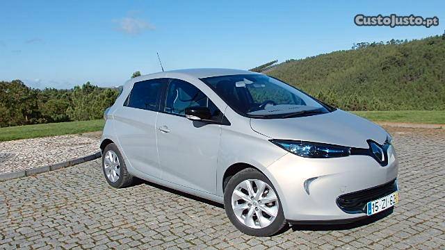 Renault Zoe Intens Abril/14 - à venda - Ligeiros
