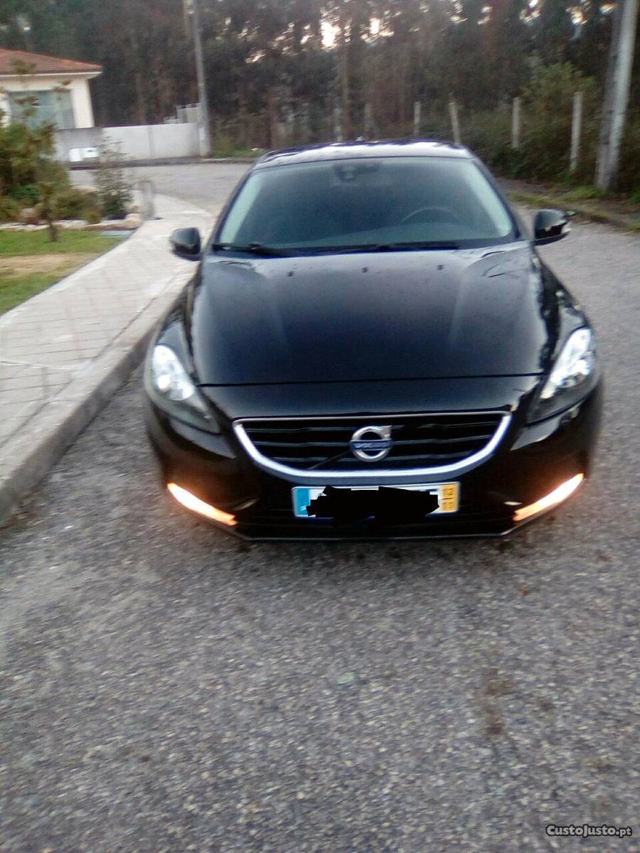 Volvo V40 d5 Novembro/12 - à venda - Ligeiros Passageiros,