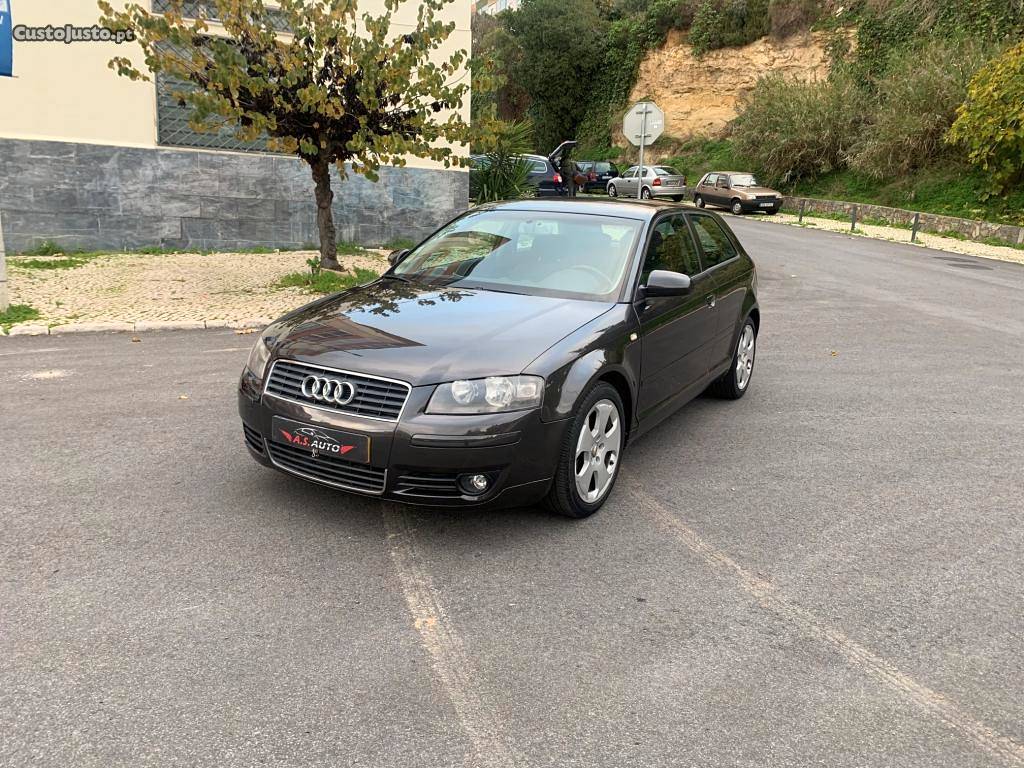 Audi A3 2.0 TDi Sport Março/05 - à venda - Ligeiros