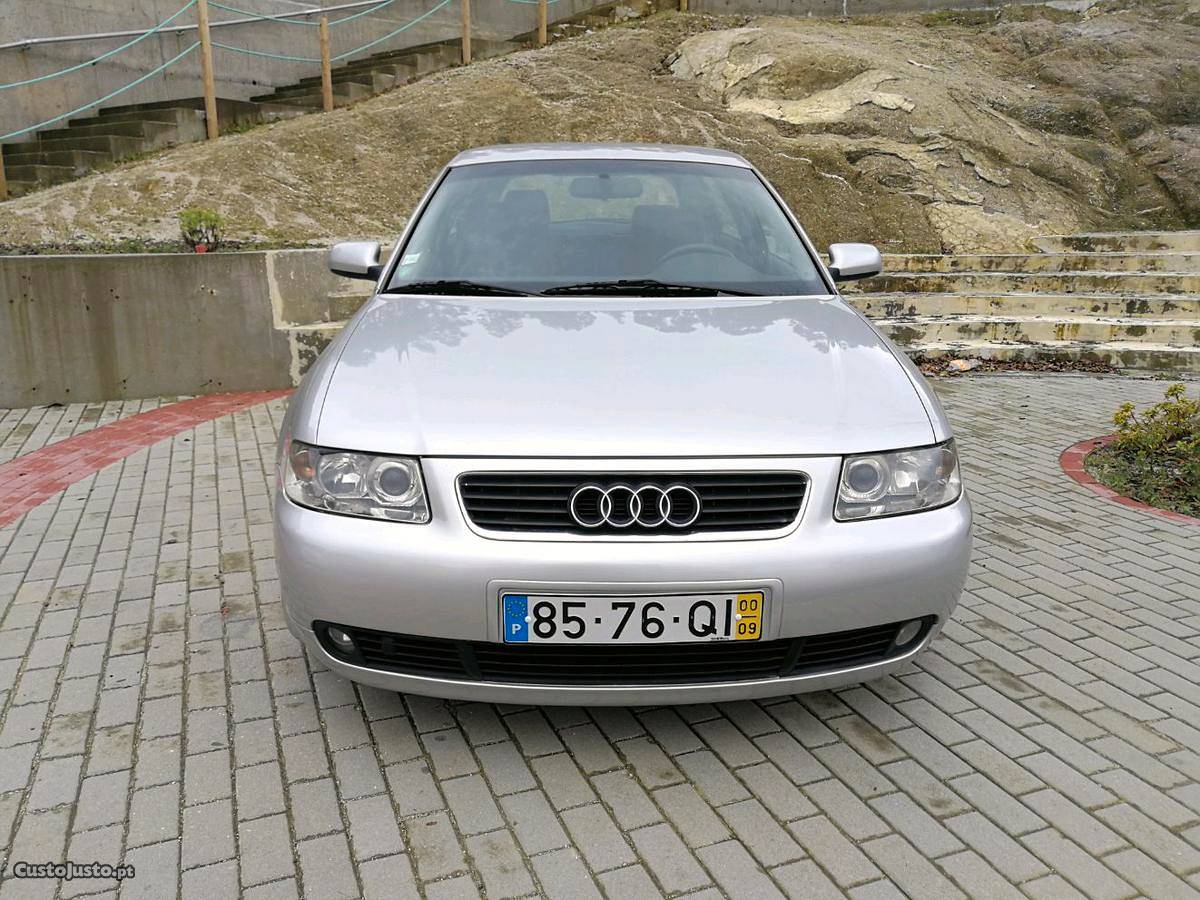 Audi Acv caixa 6 Setembro/10 - à venda - Ligeiros