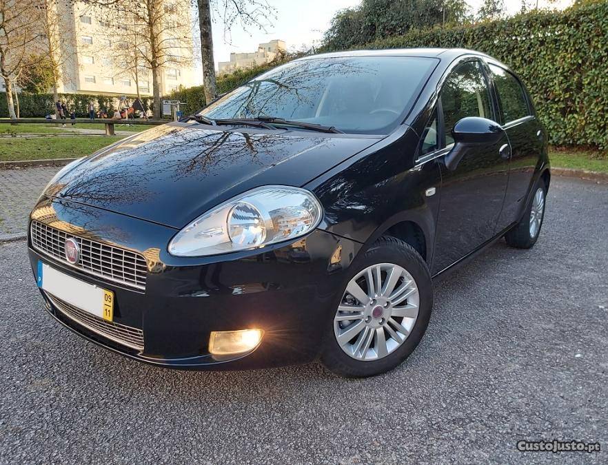 Fiat Grande Punto 1.2 Active 70 milKm Setembro/09 - à venda