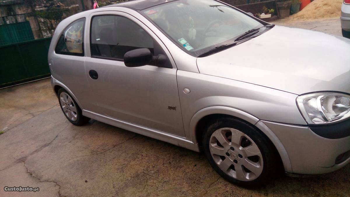 Opel Corsa Sport Dezembro/00 - à venda - Ligeiros