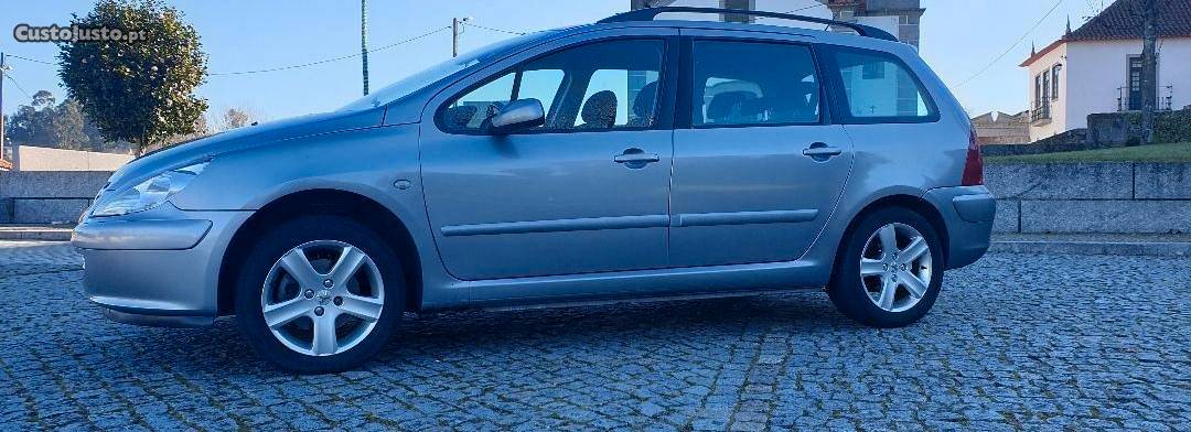 Peugeot hdi Novembro/02 - à venda - Ligeiros