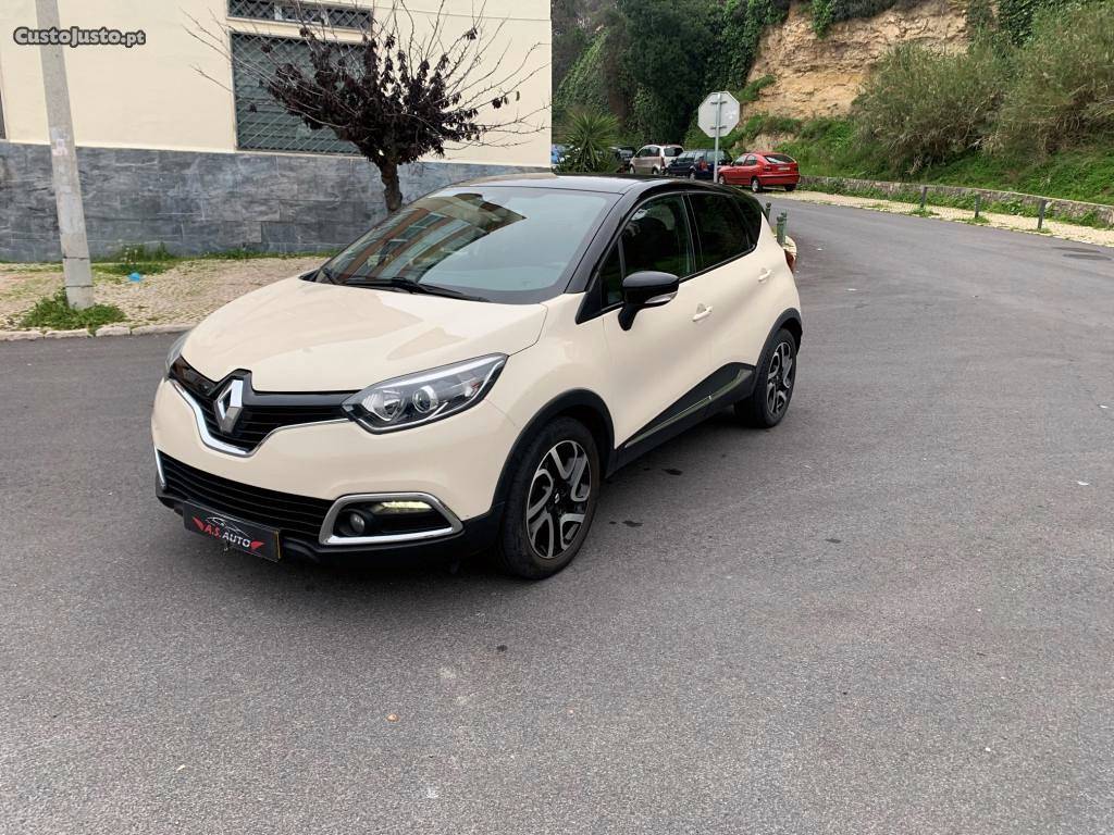 Renault Captur 1.5 DCi Expression Julho/13 - à venda -