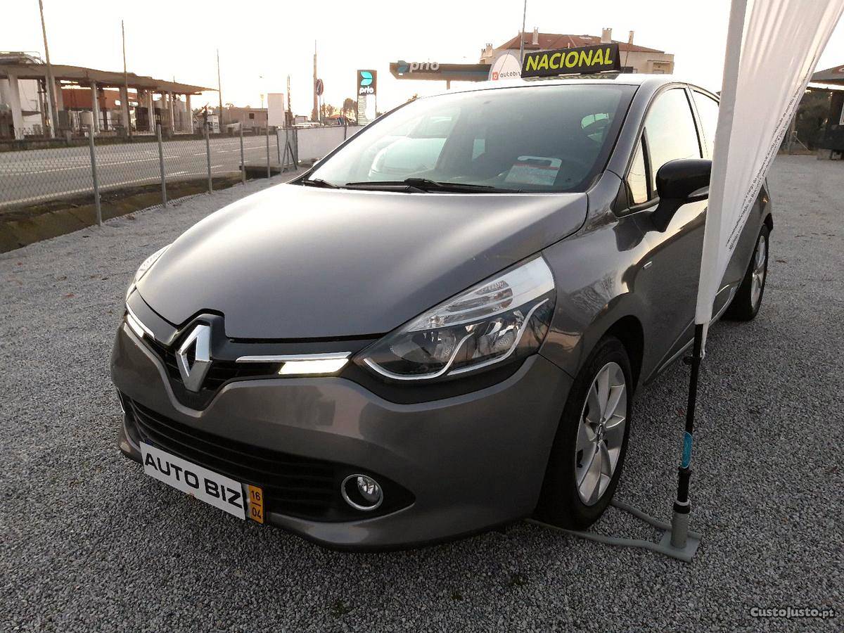 Renault Clio IV 1.5 dCi Limited Nacional  Abril/16 - à