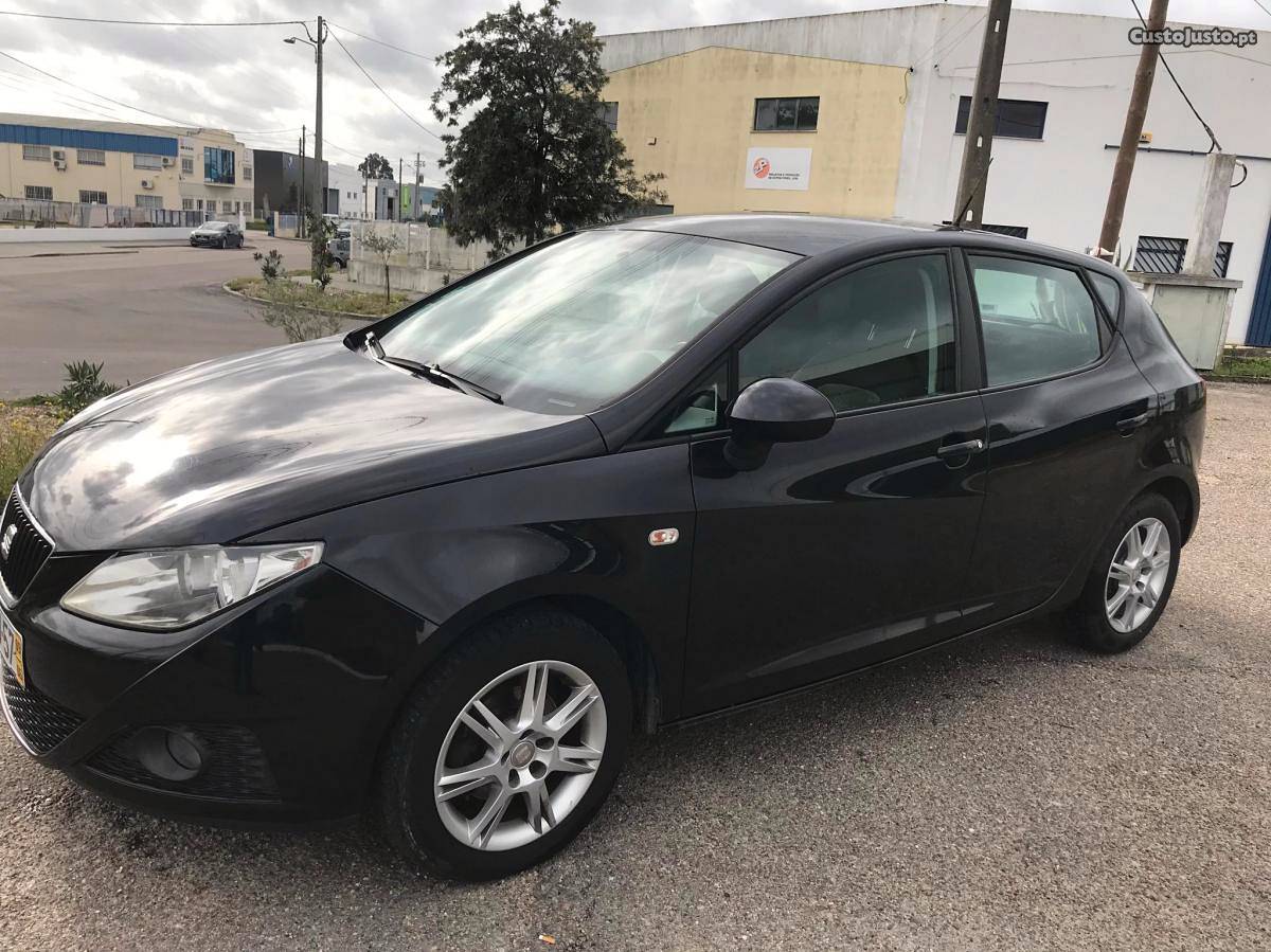 Seat Ibiza 6J V 65 CV Julho/09 - à venda - Ligeiros