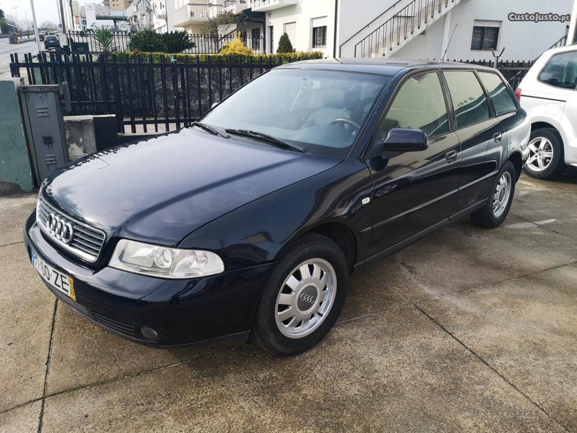 Audi A4 Avant 1.9Tdi Março/00 - à venda - Ligeiros