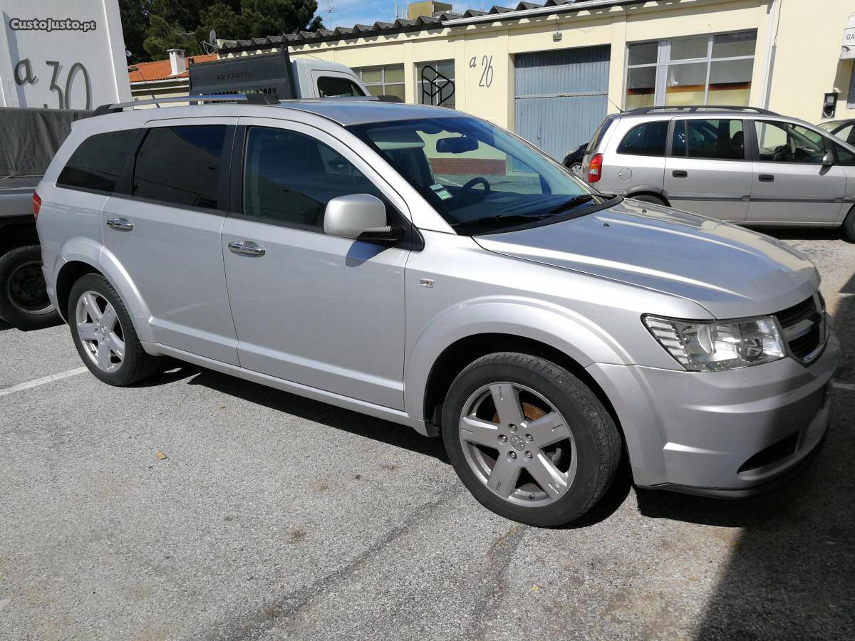 Dodge Journey 2.0 Dezembro/09 - à venda - Ligeiros