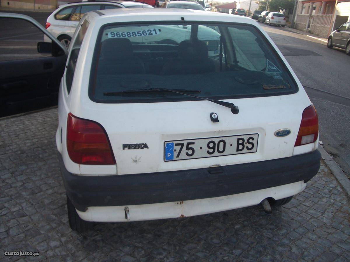 Ford Fiesta automovel Março/93 - à venda - Ligeiros