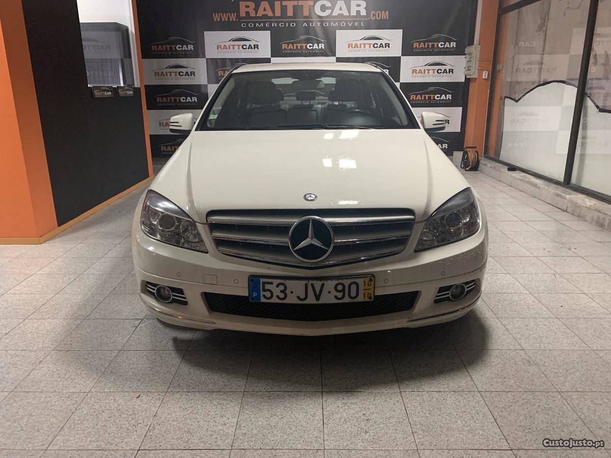 Mercedes-Benz C 200 Cdi Avantgarde NAC Outubro/10 - à venda