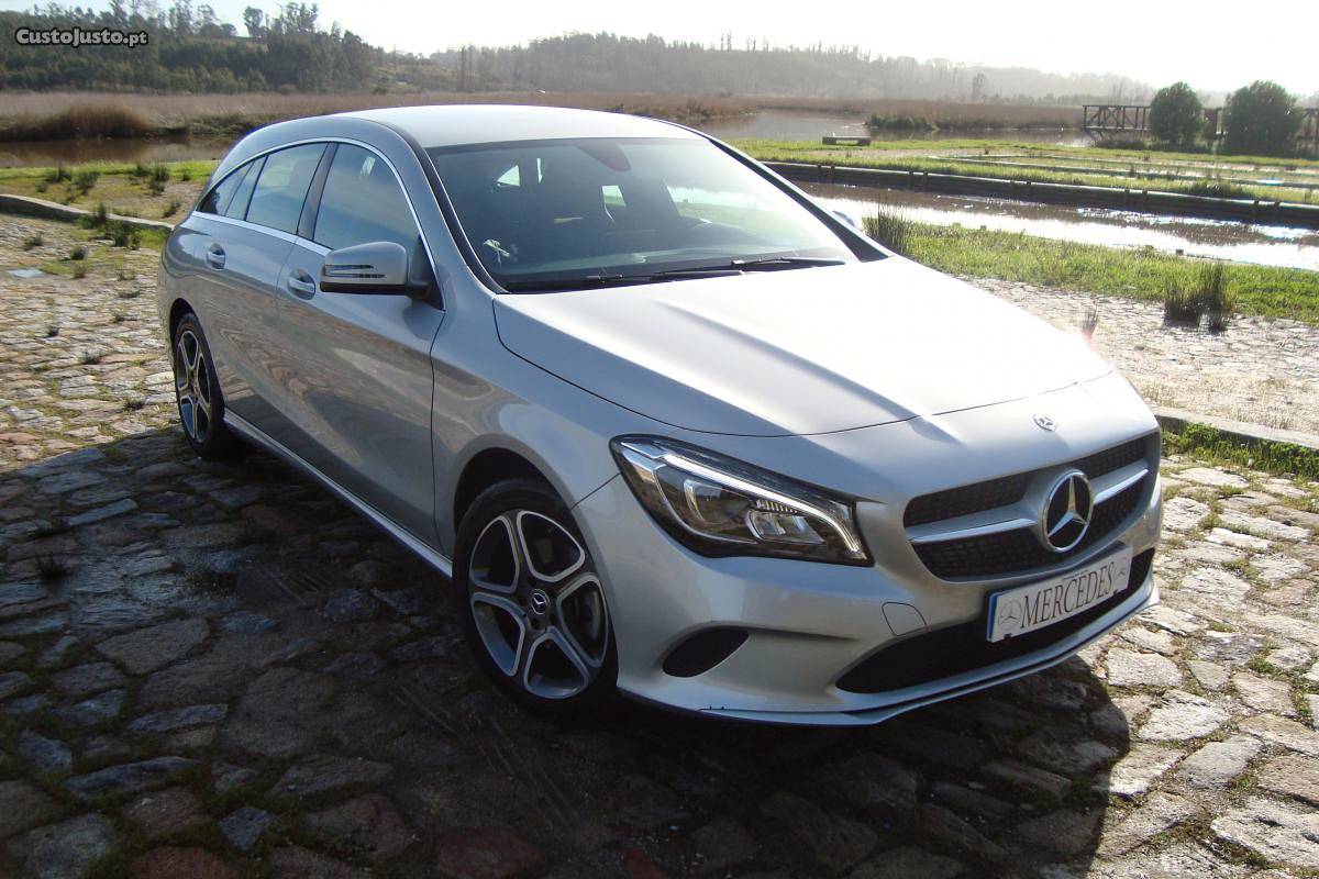 Mercedes-Benz CLA 200 SHOOTING BREAK Maio/18 - à venda -