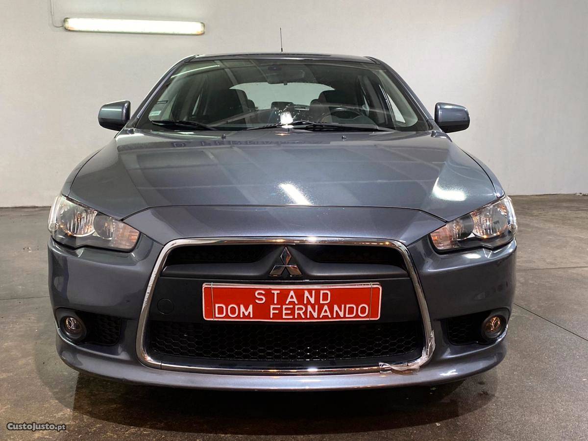 Mitsubishi Lancer 1.5 Sportback Setembro/09 - à venda -