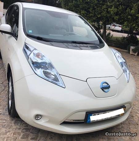 Nissan Leaf Accenta Março/13 - à venda - Ligeiros