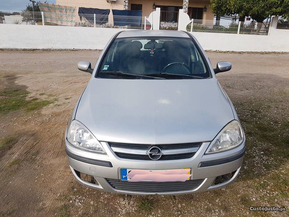 Opel Corsa 1.3 CDTI Fevereiro/05 - à venda - Ligeiros