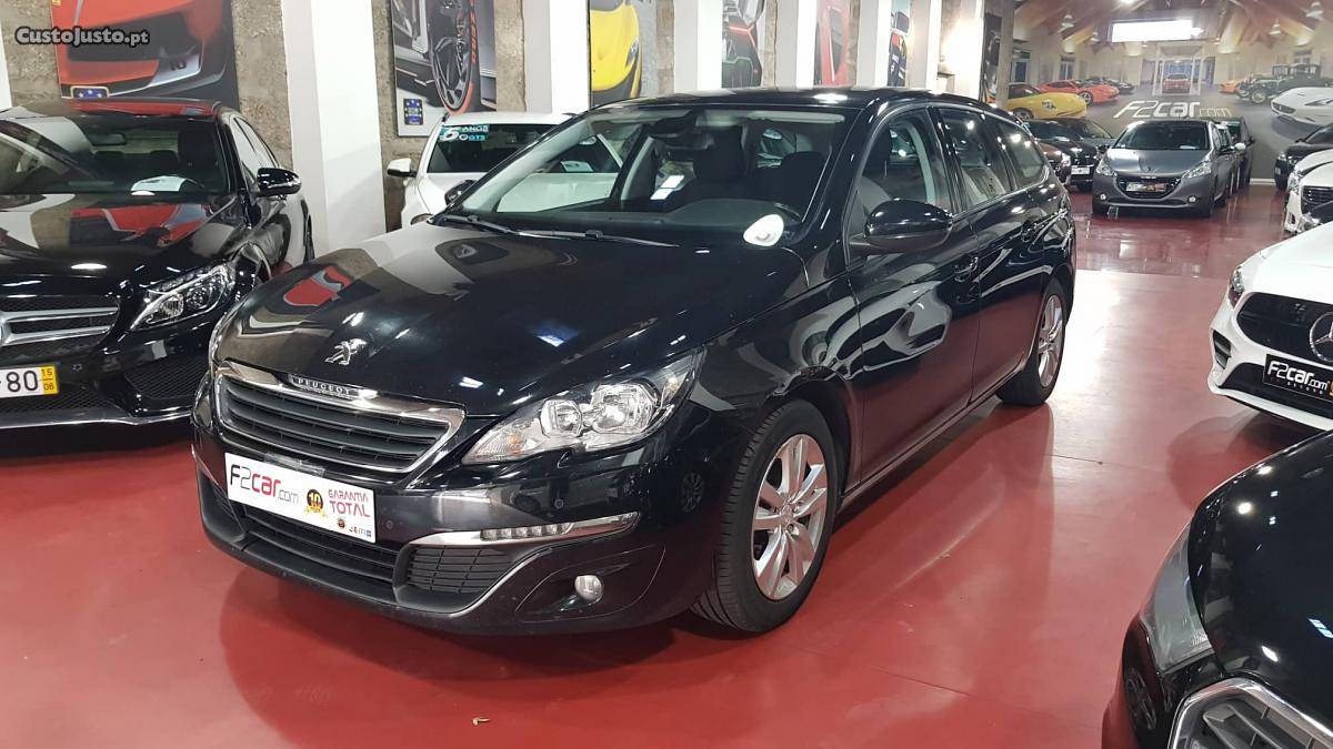 Peugeot  BlueHDi Active Junho/15 - à venda -