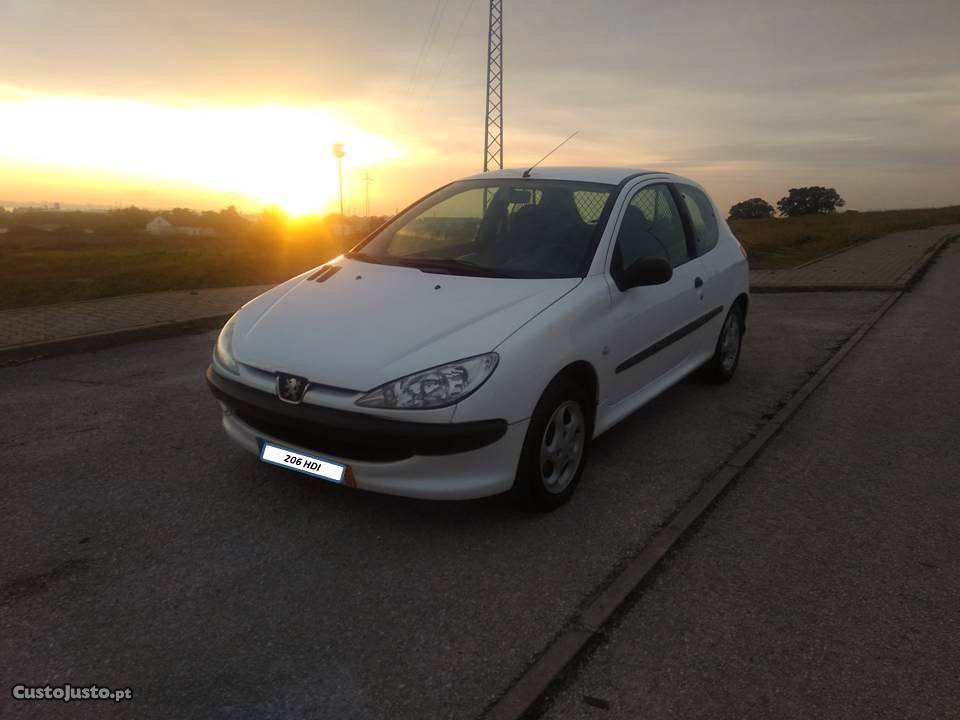 Peugeot HDI Van Fevereiro/04 - à venda - Comerciais