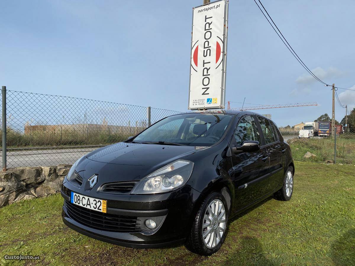 Renault Clio 1.5 DCI 85 CV Julho/06 - à venda - Ligeiros