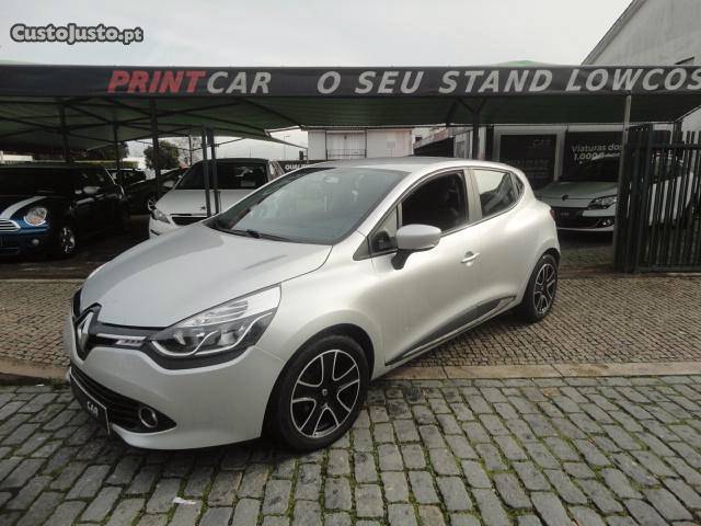 Renault Clio 1.5 LIIMITED Maio/15 - à venda - Ligeiros