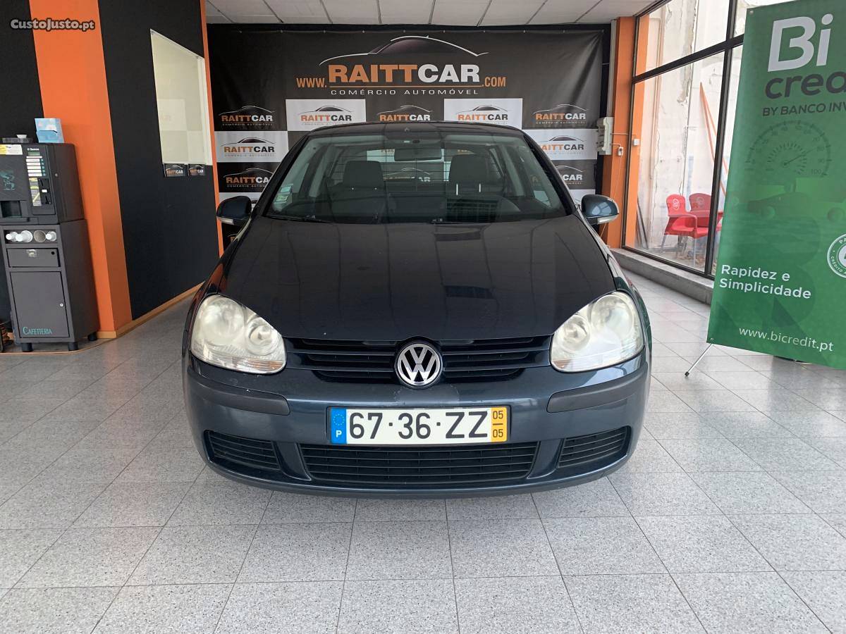 VW Golf 1.9TDI 6VEL Maio/05 - à venda - Comerciais / Van,