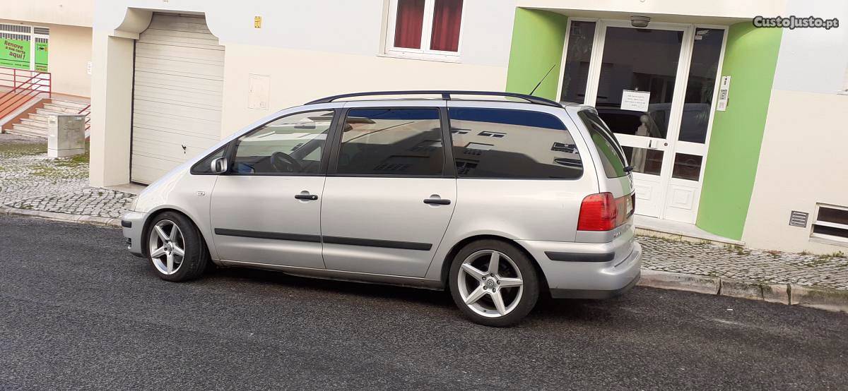 VW Sharan 1.9 tdi 130cv Fevereiro/03 - à venda - Monovolume