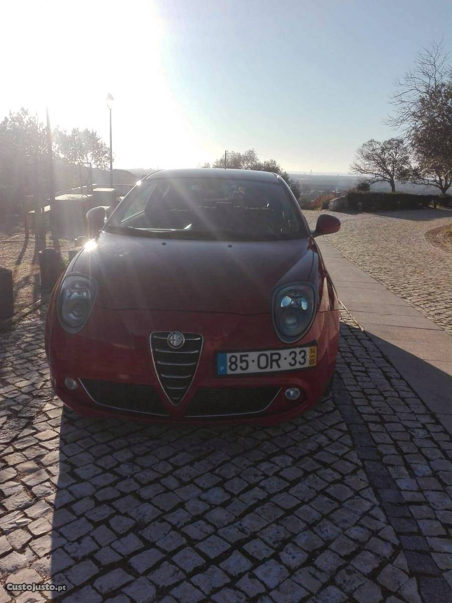 Alfa Romeo Mito 1.3 Diesel Maio/14 - à venda - Ligeiros