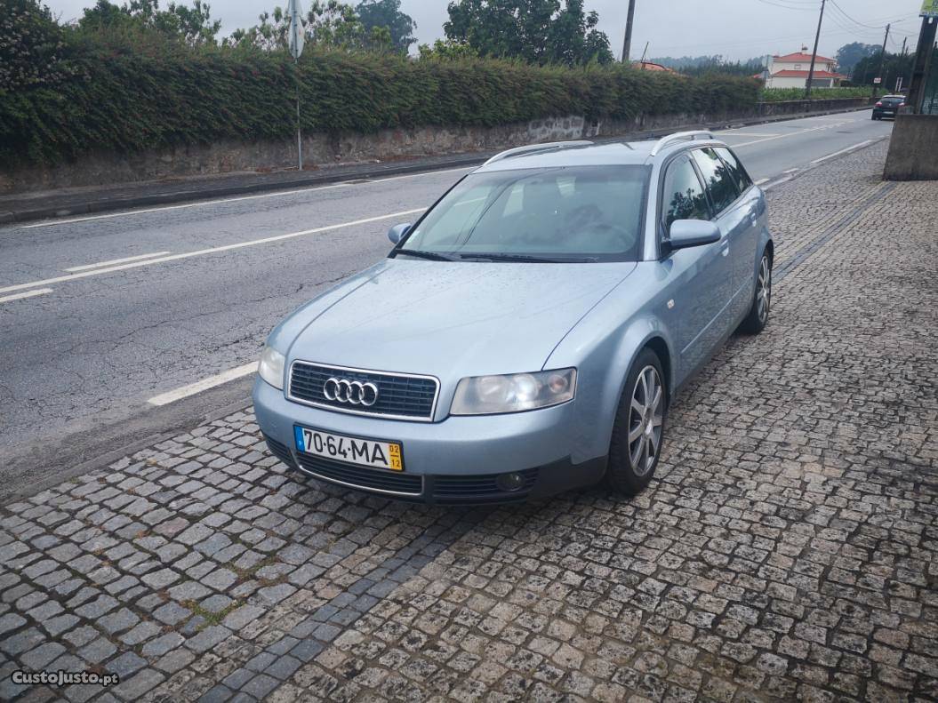 Audi A tdi Maio/02 - à venda - Ligeiros Passageiros,