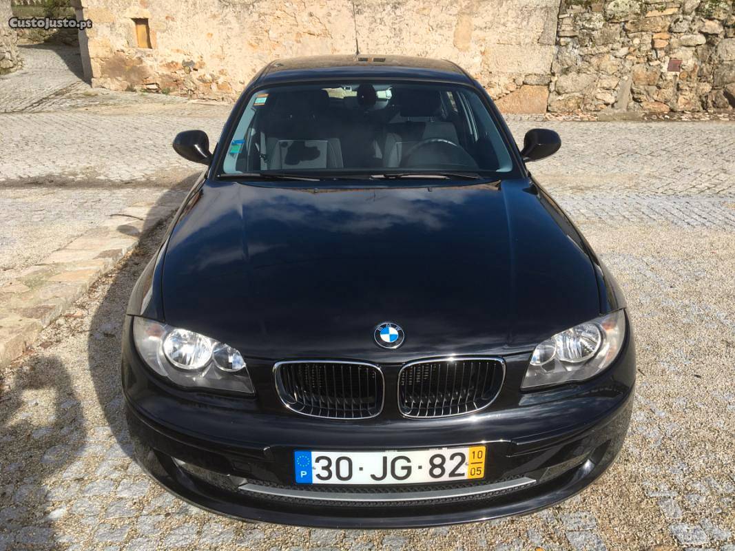 BMW 116 BMW, Série  d Maio/10 - à venda - Ligeiros