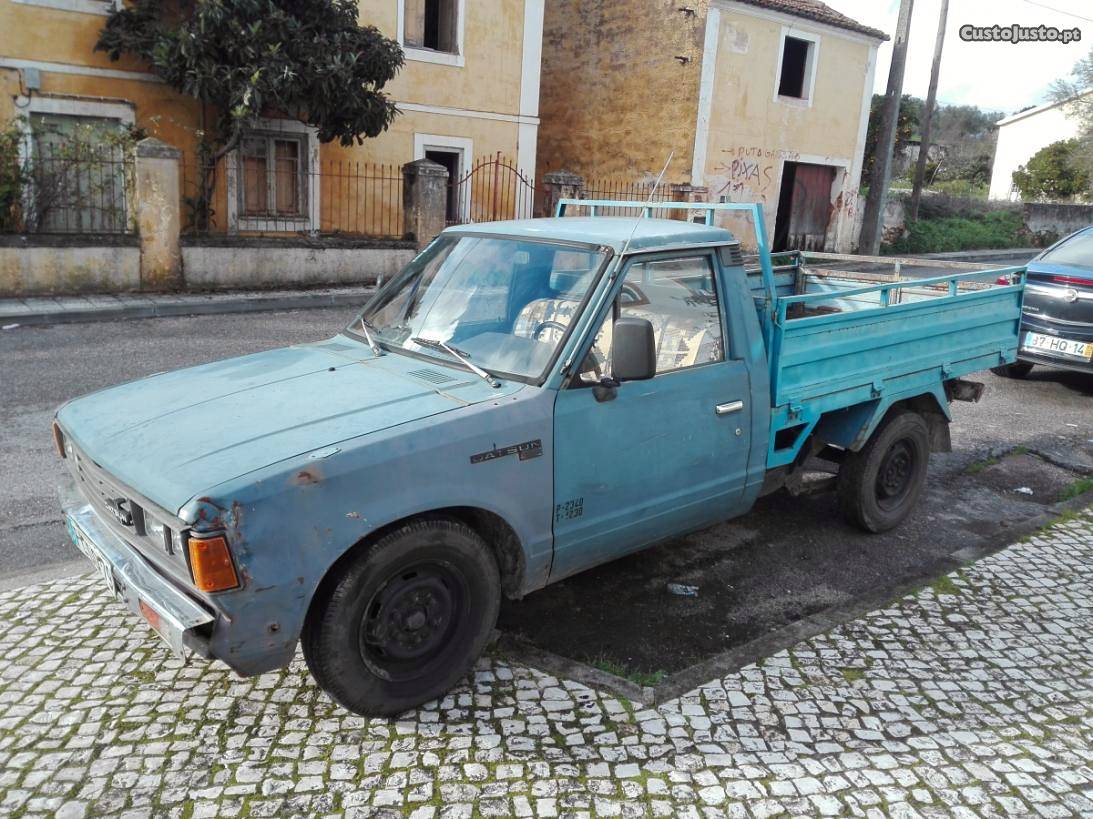 Datsun Pick.up 720 Maio/82 - à venda - Comerciais / Van,