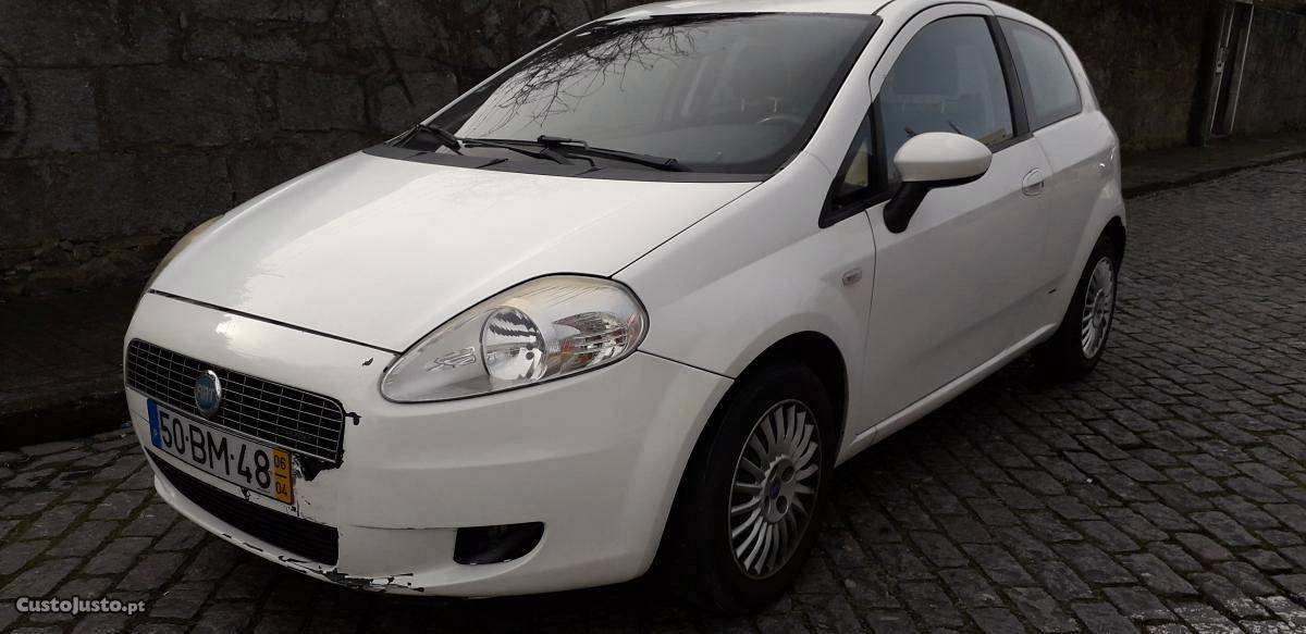 Fiat Grande Punto 1.3cc 75 cv 5 LUG Abril/06 - à venda -