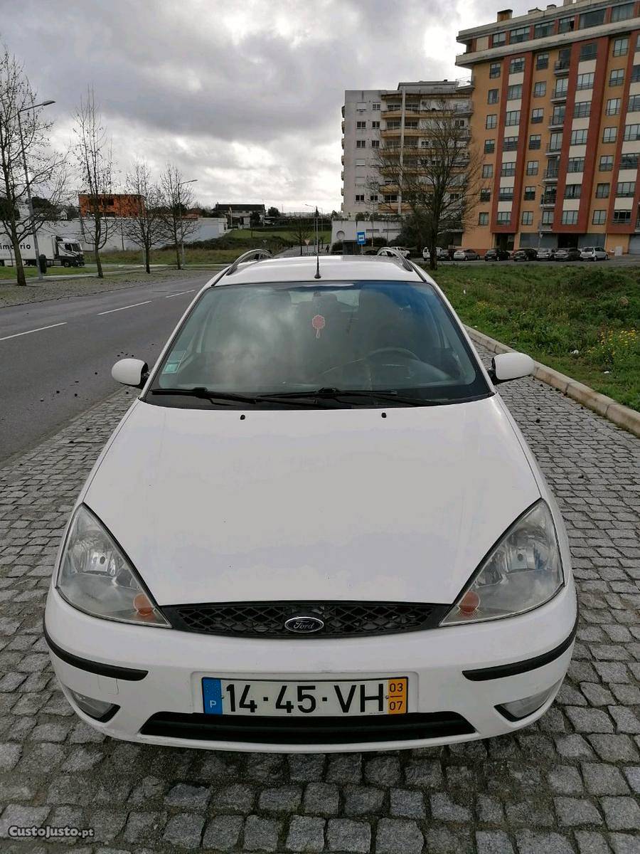 Ford Focus 1.8 tdi 90cv Julho/03 - à venda - Ligeiros