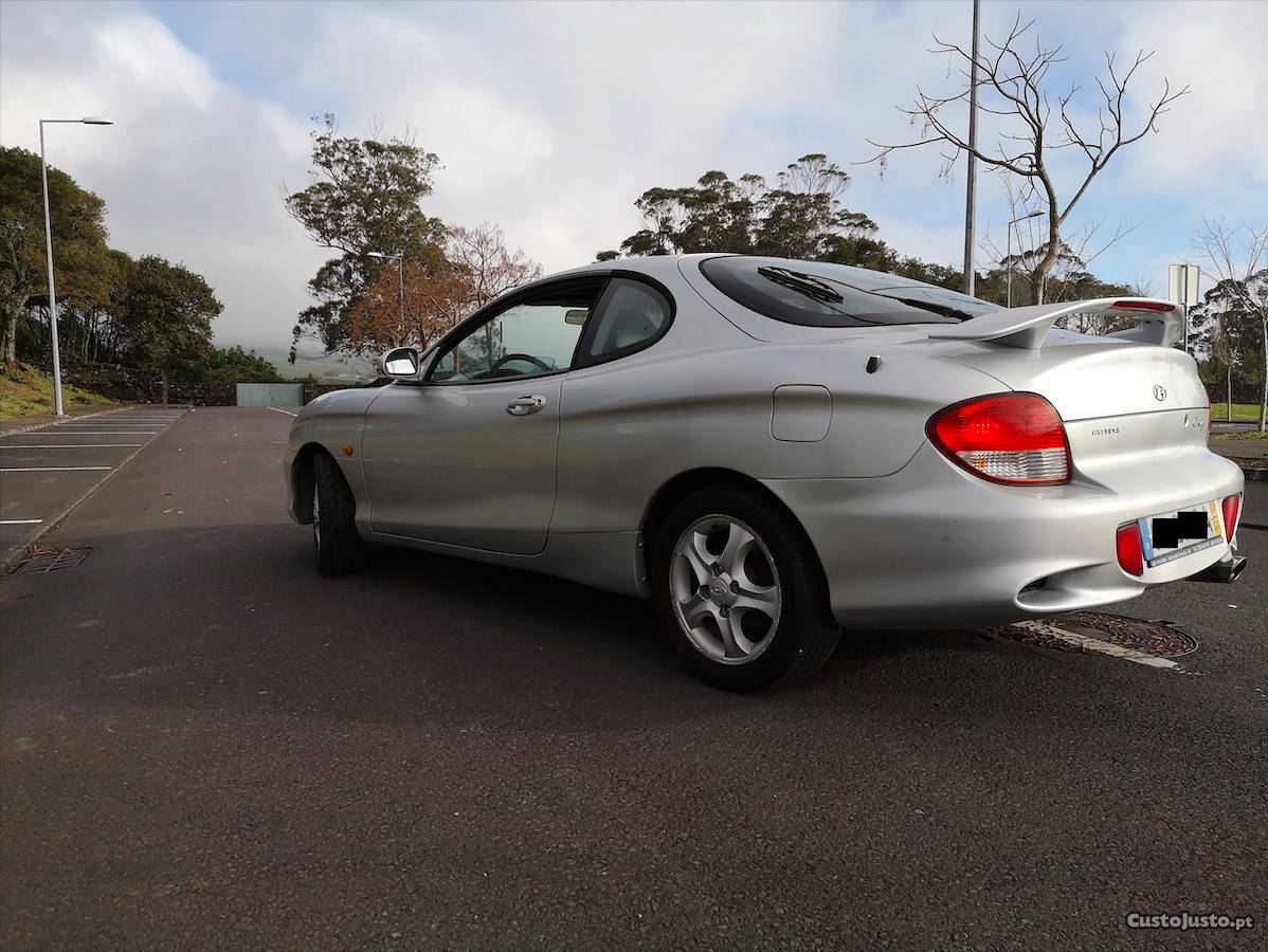 Hyundai Coupe  Julho/00 - à venda - Descapotável /