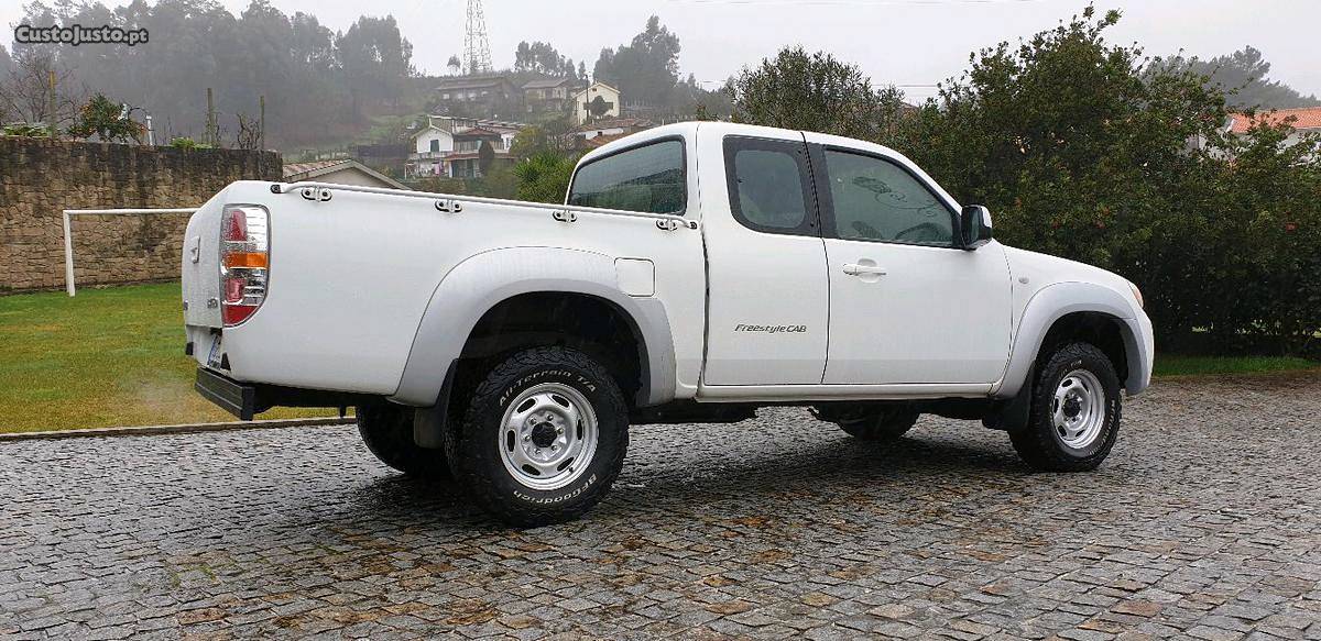 Mazda BT-50 3 Lug 4x4 iva/dedutível Maio/11 - à venda -