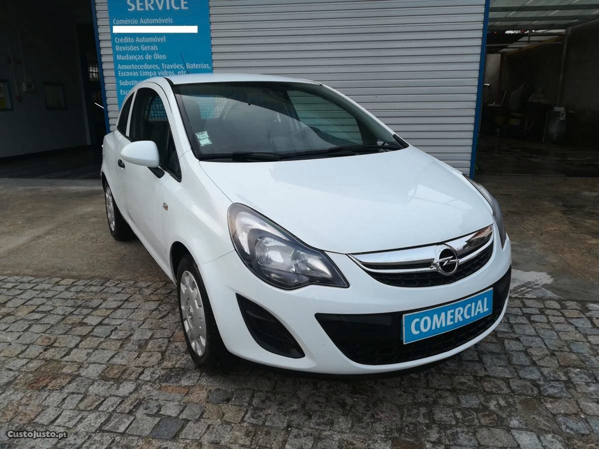 Opel Corsa 1.3CDTI Dezembro/14 - à venda - Comerciais /